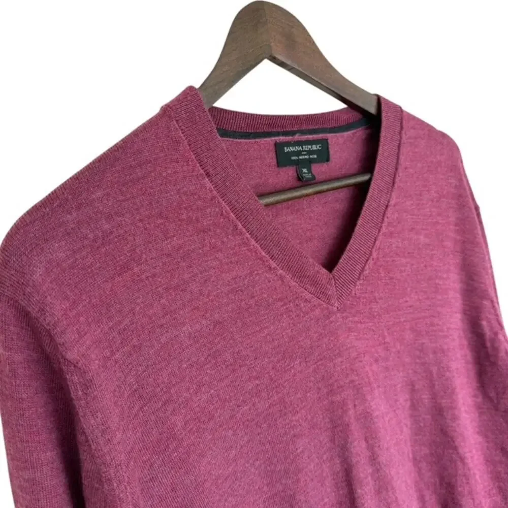 Banana Republic Burgundy Merino Wool V-Neck Sweater - Size XL